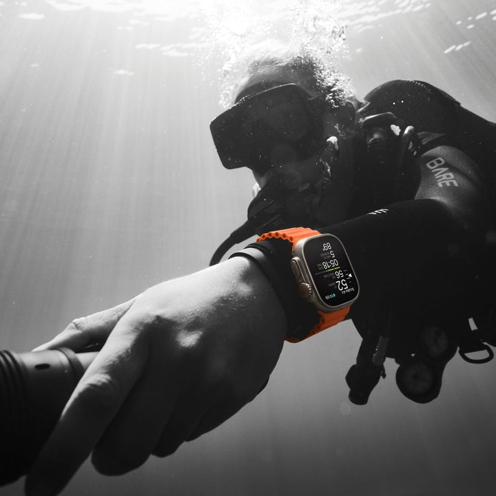 Apple Watch Ultra 2 GPS + Cellular 49mm Titanium Case with Orange Ocean Band - Titanium (AT&T)_4