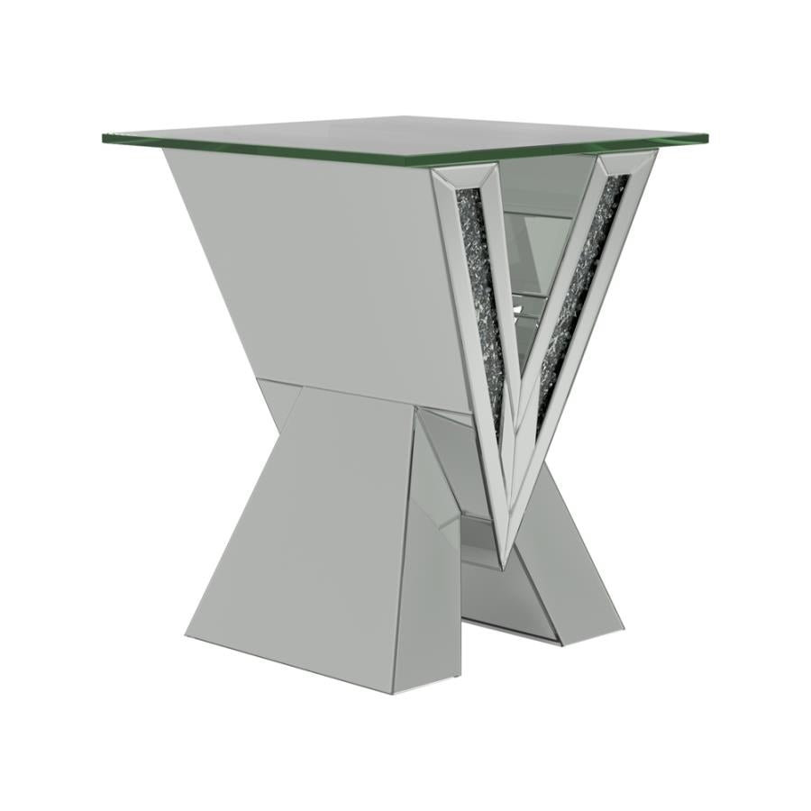 Caldwell V-shaped End Table with Glass Top Silver_1
